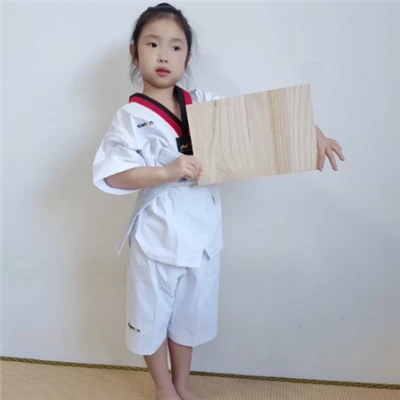 Tábua de quebra de Taekwondo Paulownia Wood